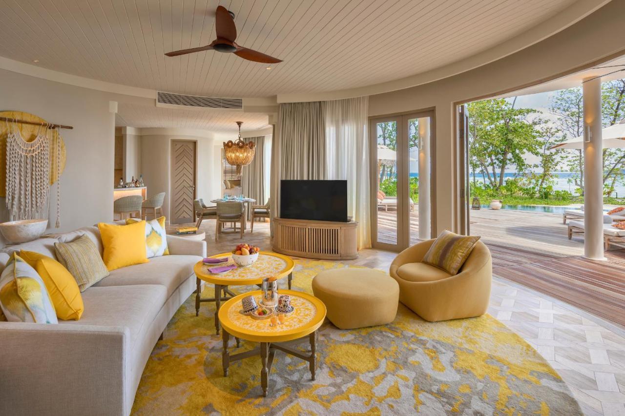 The Nautilus Maldives Hotel Kamadhoo Bagian luar foto