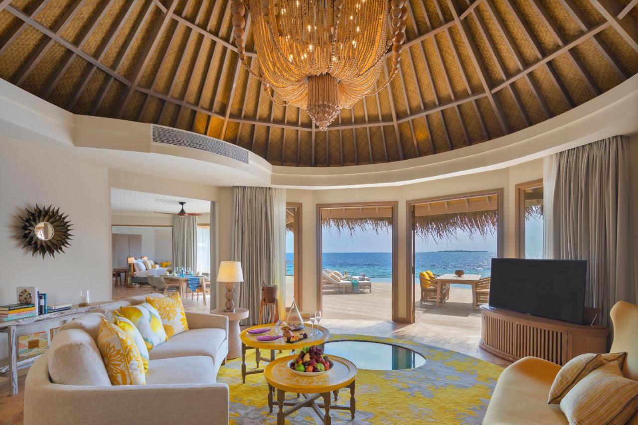 The Nautilus Maldives Hotel Kamadhoo Bagian luar foto