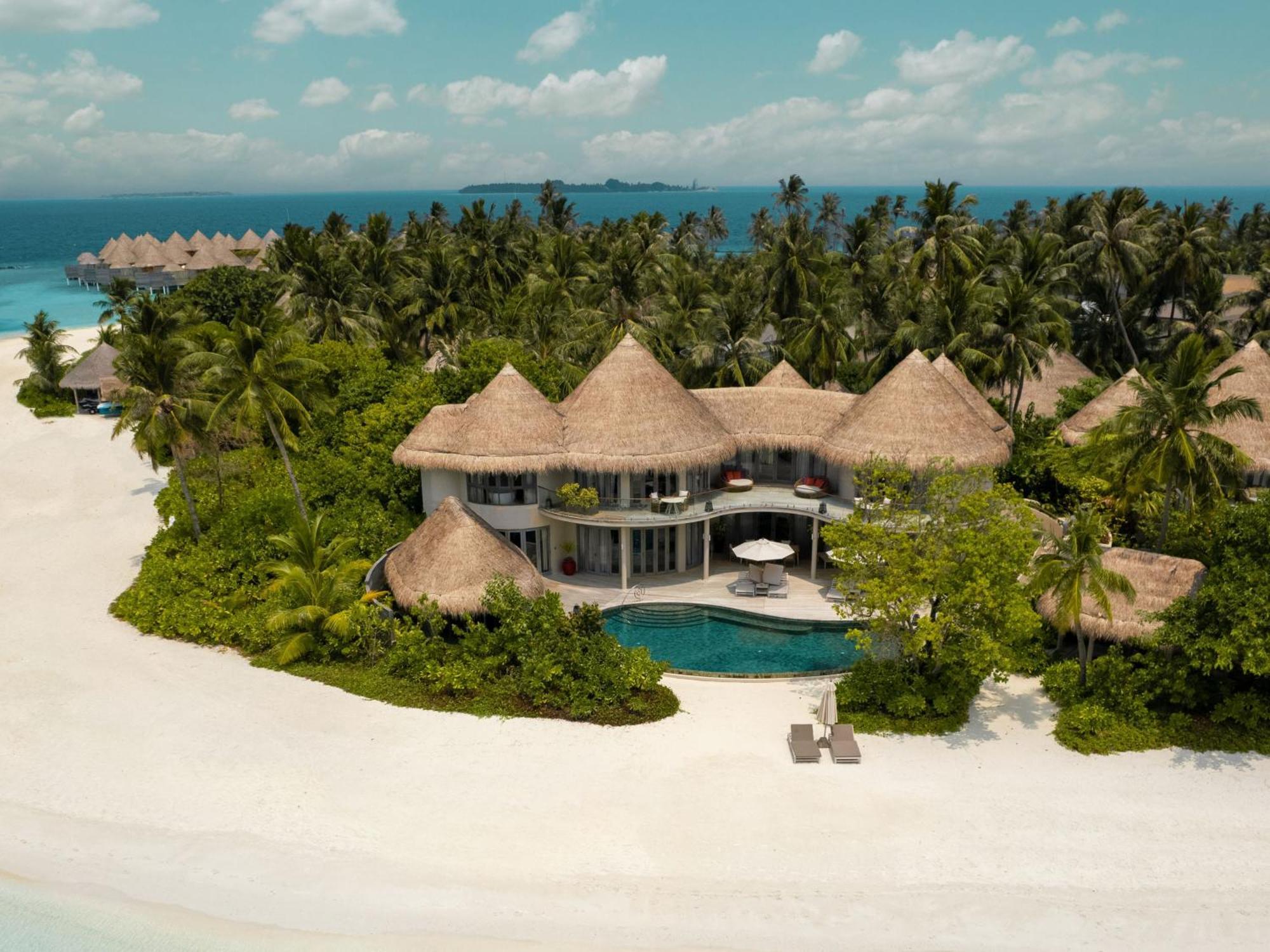 The Nautilus Maldives Hotel Kamadhoo Bagian luar foto