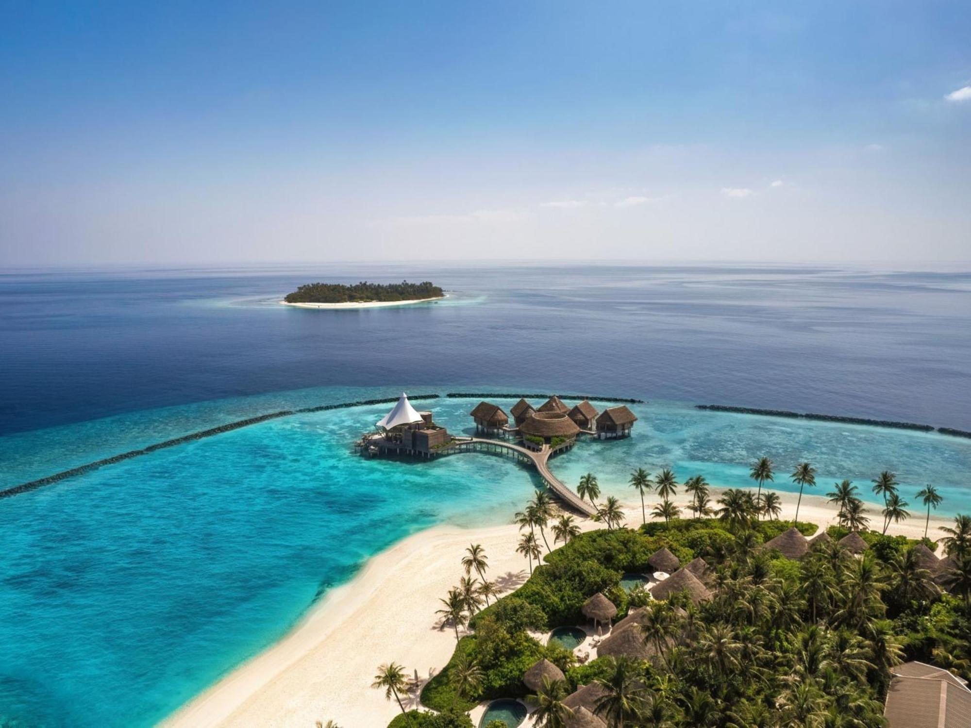 The Nautilus Maldives Hotel Kamadhoo Bagian luar foto