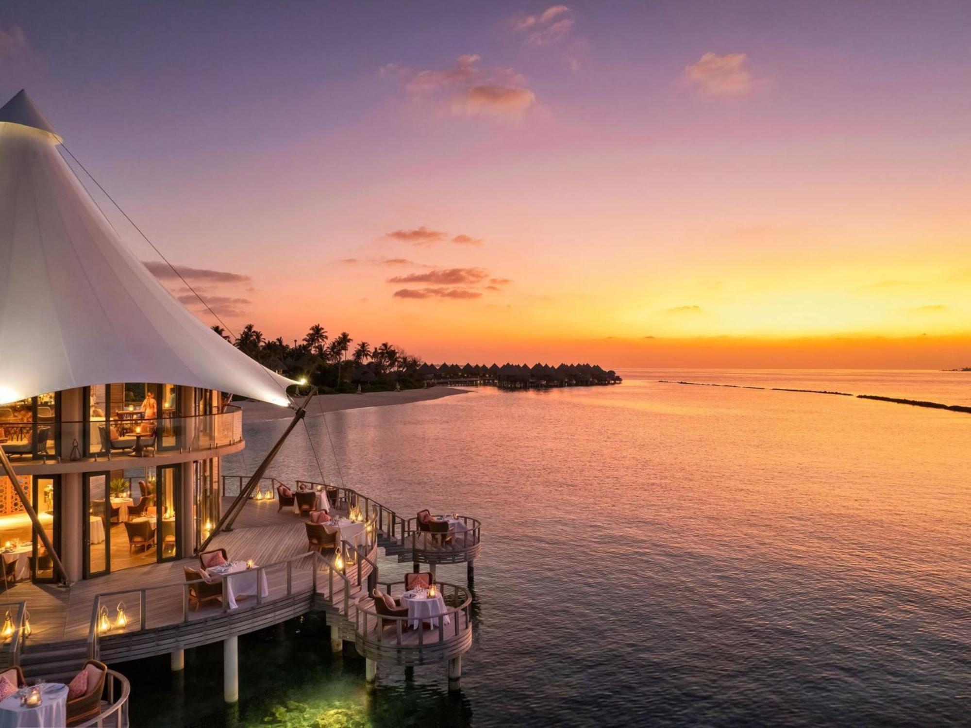 The Nautilus Maldives Hotel Kamadhoo Bagian luar foto