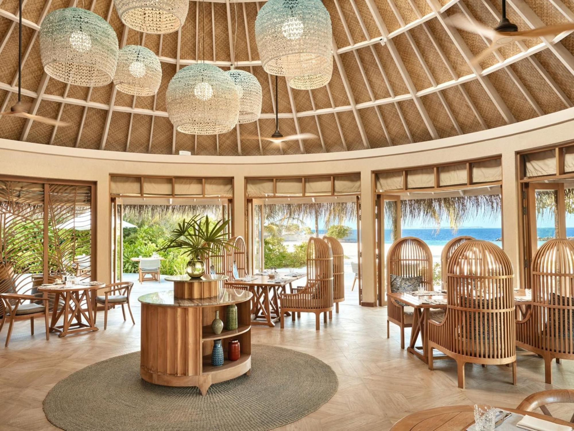 The Nautilus Maldives Hotel Kamadhoo Bagian luar foto