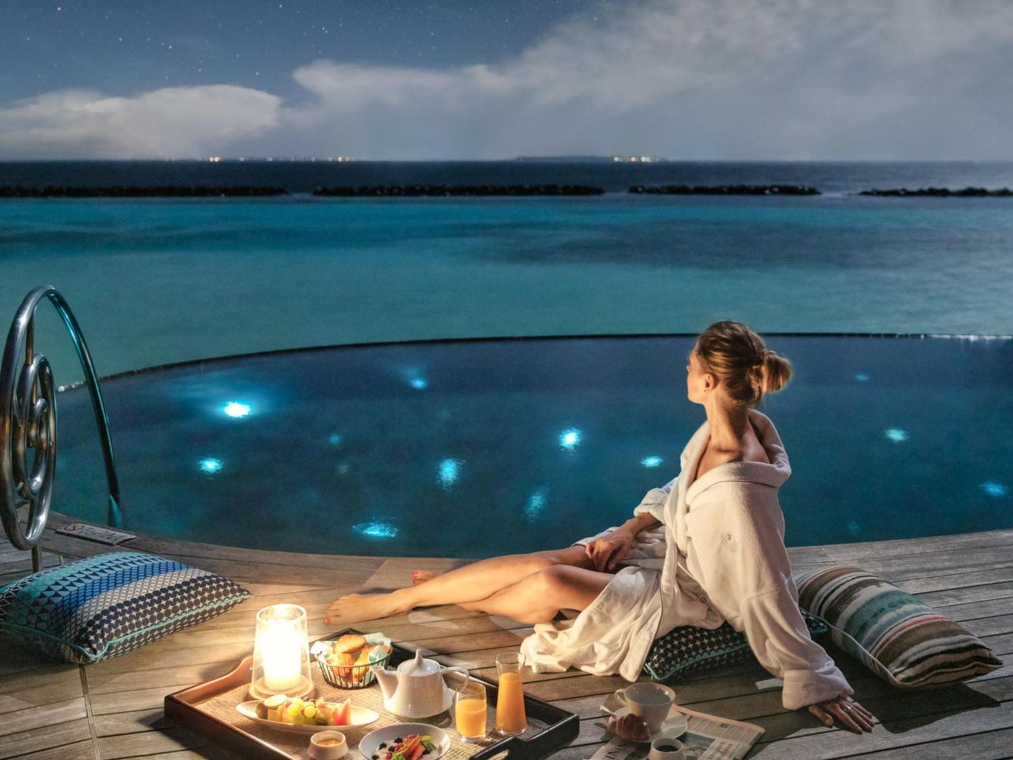 The Nautilus Maldives Hotel Kamadhoo Bagian luar foto