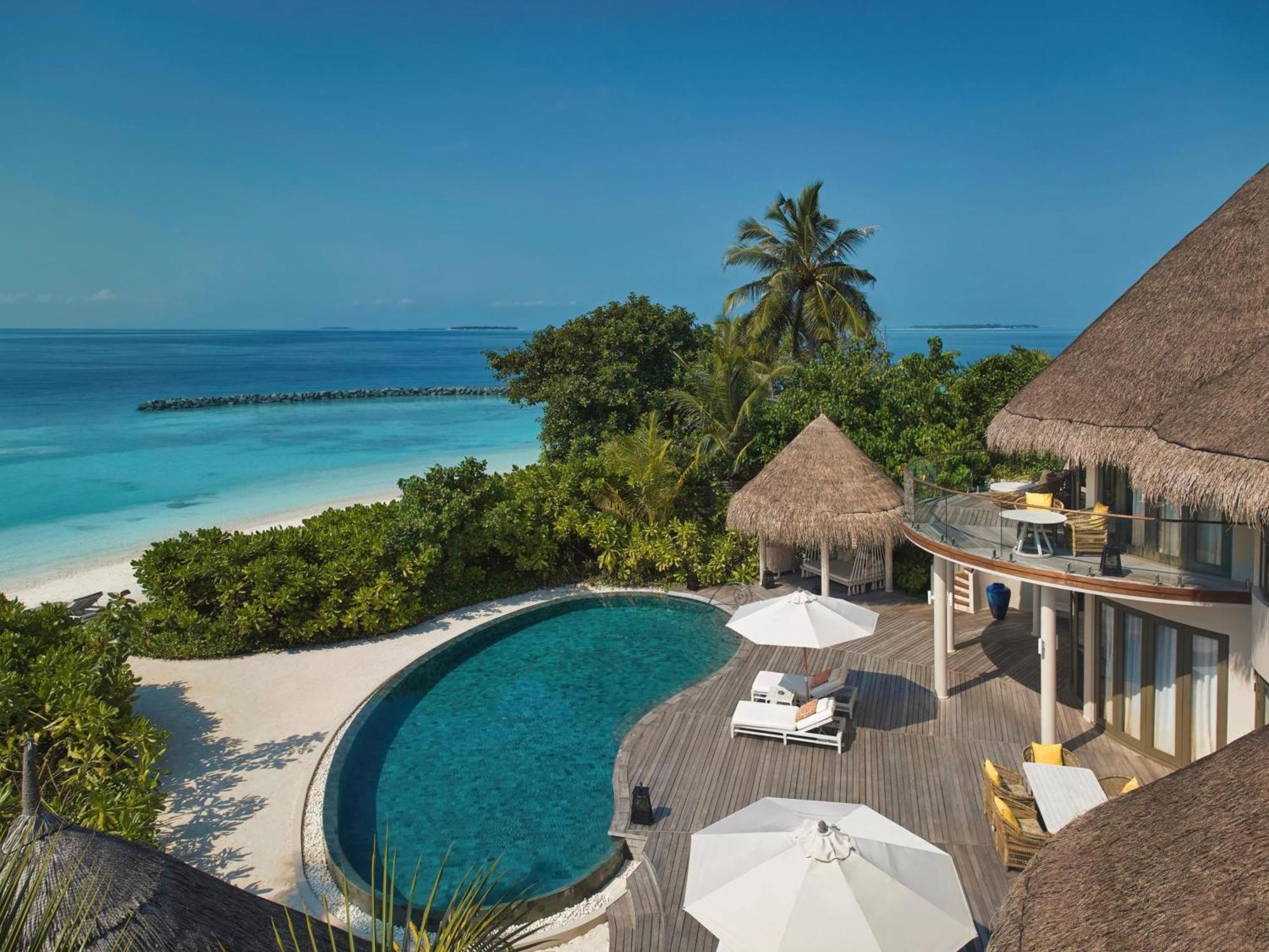 The Nautilus Maldives Hotel Kamadhoo Bagian luar foto