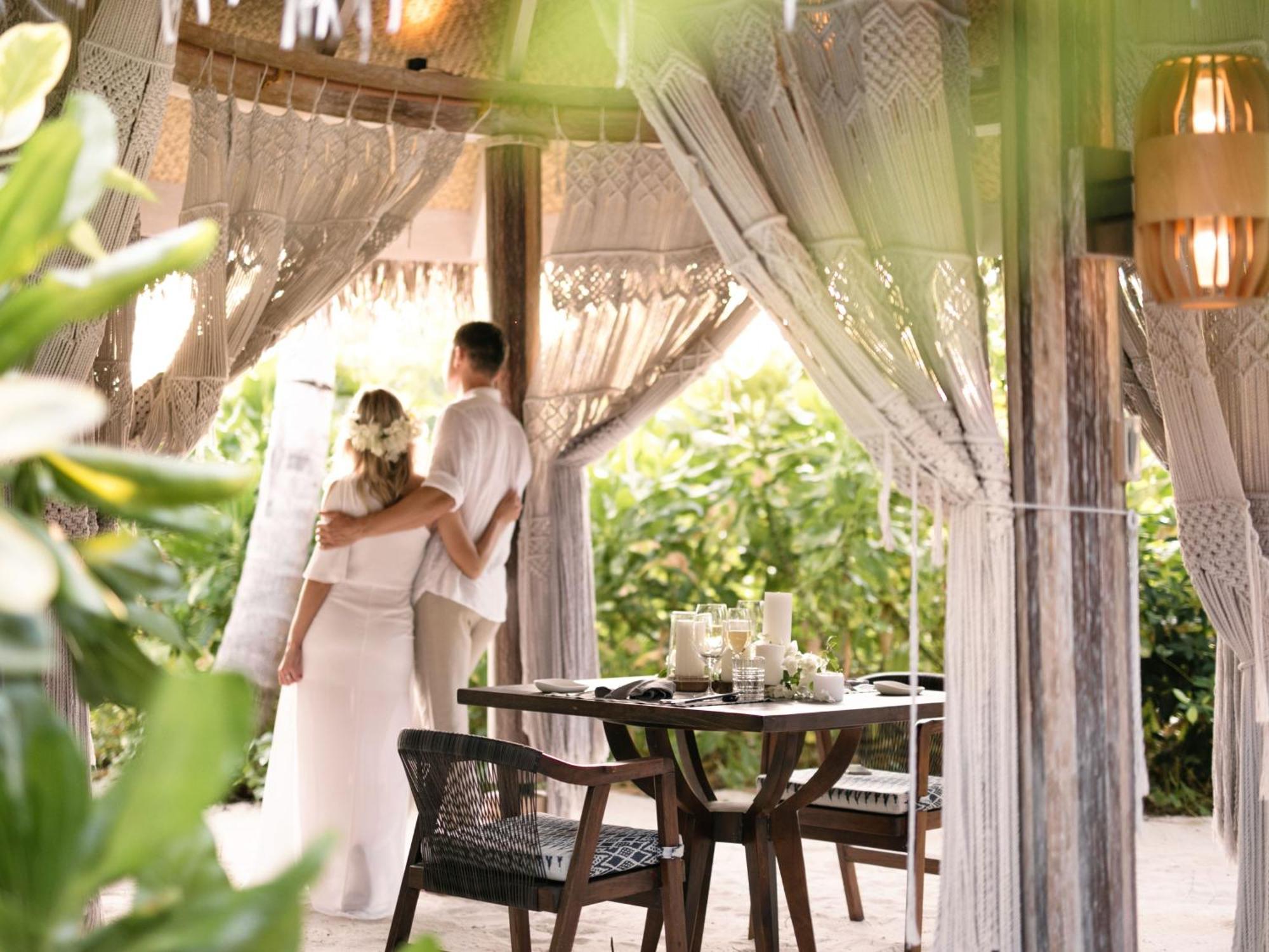 The Nautilus Maldives Hotel Kamadhoo Bagian luar foto